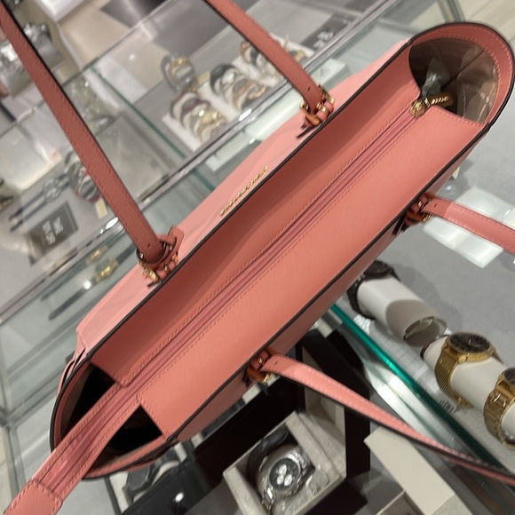 MICHAEL KORS 
Gilly Large Saffiano Leather Tote Shoulder Bag 
Primrose 
NWT - Picture 10 of 16